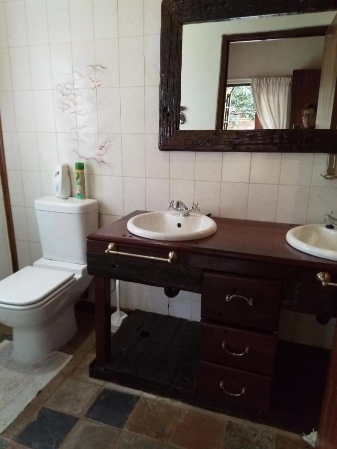 Khokha Moya Guesthouse Эрмело Экстерьер фото