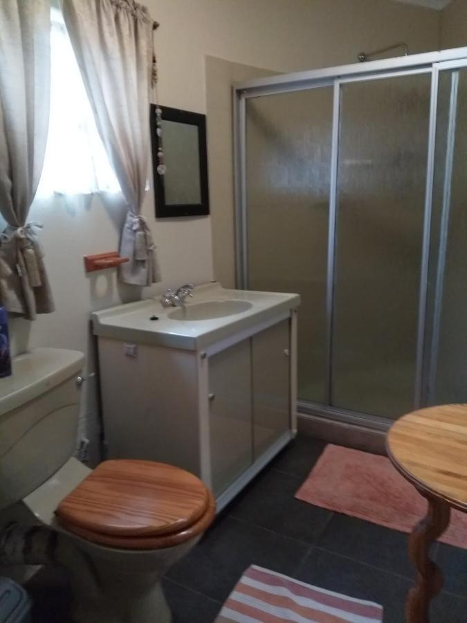 Khokha Moya Guesthouse Эрмело Экстерьер фото