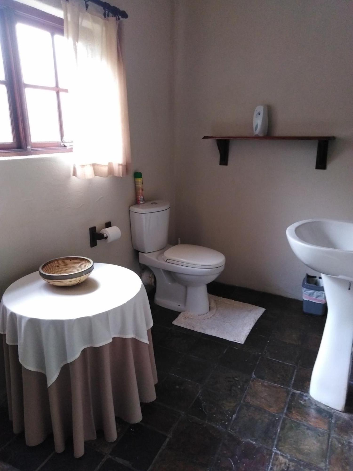 Khokha Moya Guesthouse Эрмело Экстерьер фото