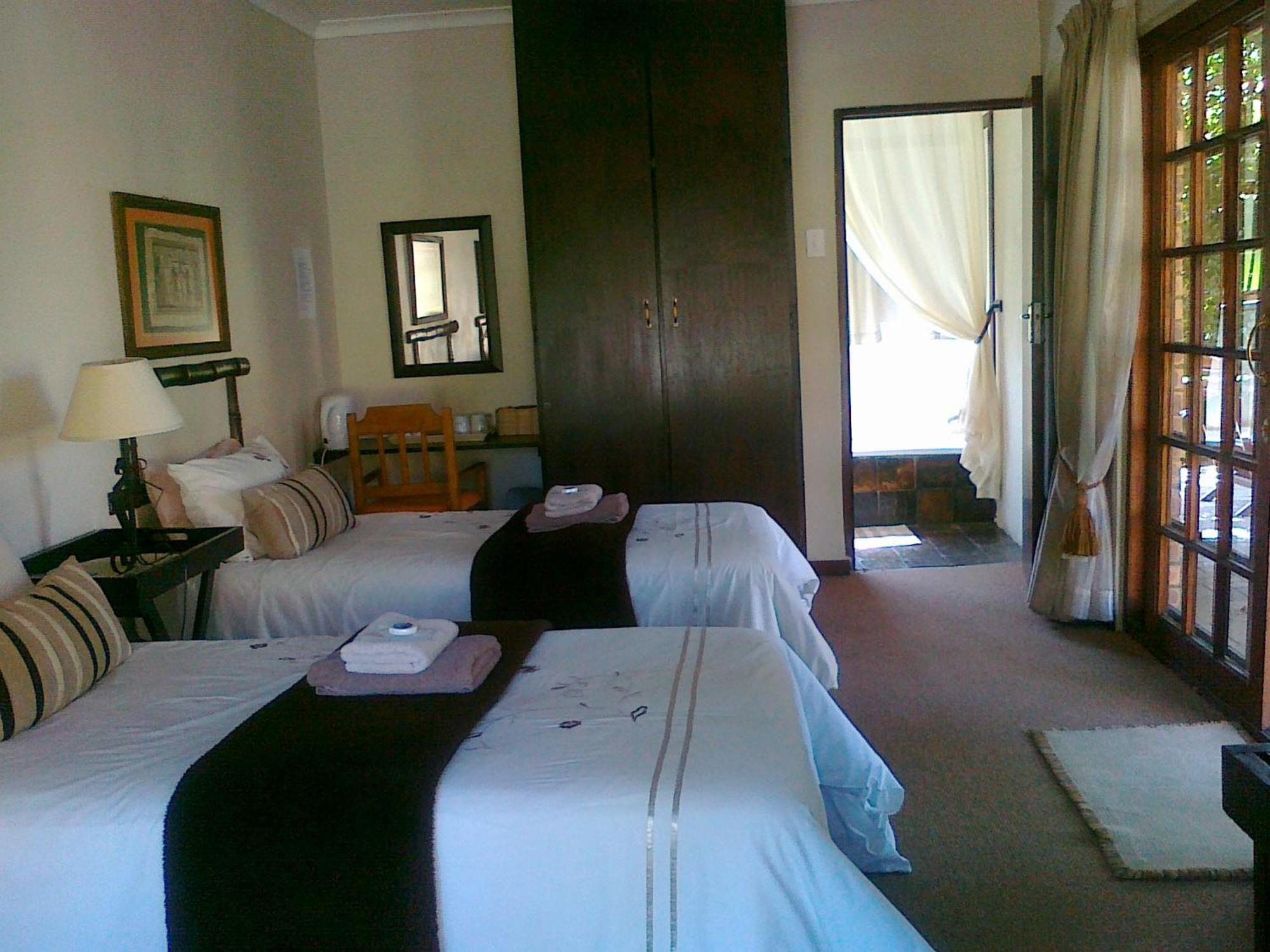 Khokha Moya Guesthouse Эрмело Экстерьер фото