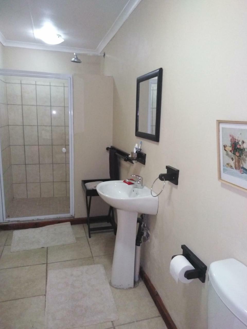 Khokha Moya Guesthouse Эрмело Экстерьер фото